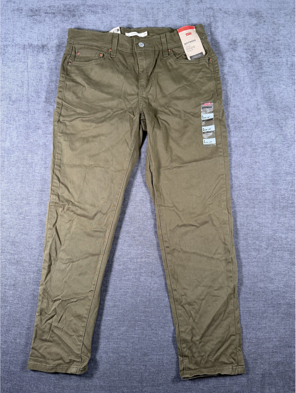 Levi's Boyfriend Mid Rise Relaxed Fit Tapered Leg Pants in Olive Green 29x27